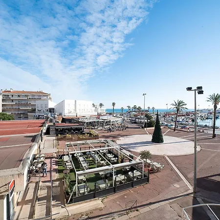 Apartment Pivoine - Vue Port, Climatise, Proche Saint-Cyprien (Pyrenees-Orientales)